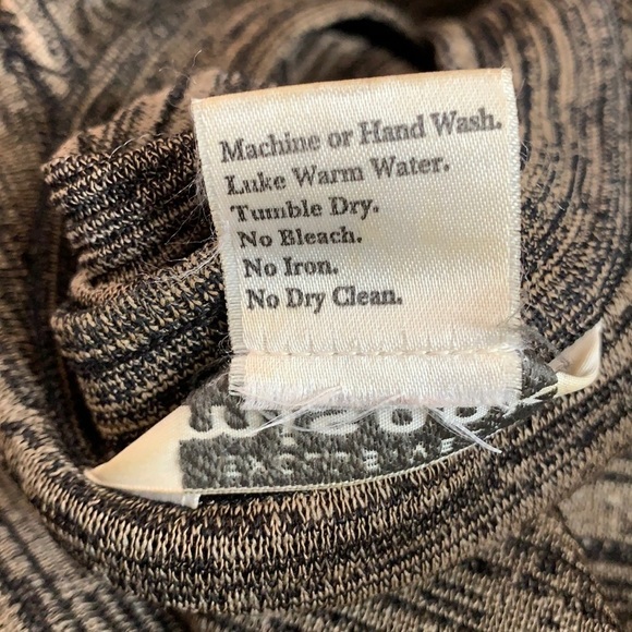 Misook Black and Tan Button Down Blazer - Picture 16 of 17